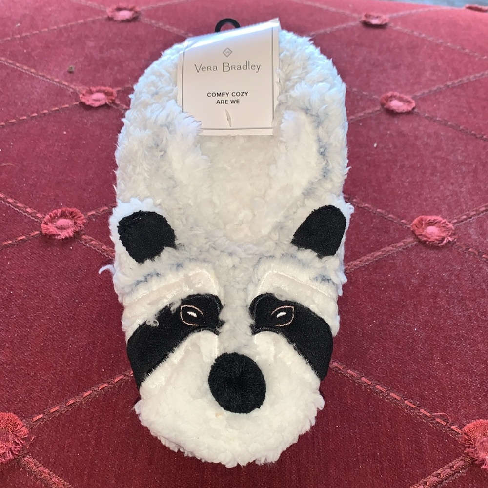 Vera Bradley Women’s Slippers Size Small Merry Mischief Raccoon New with Tags